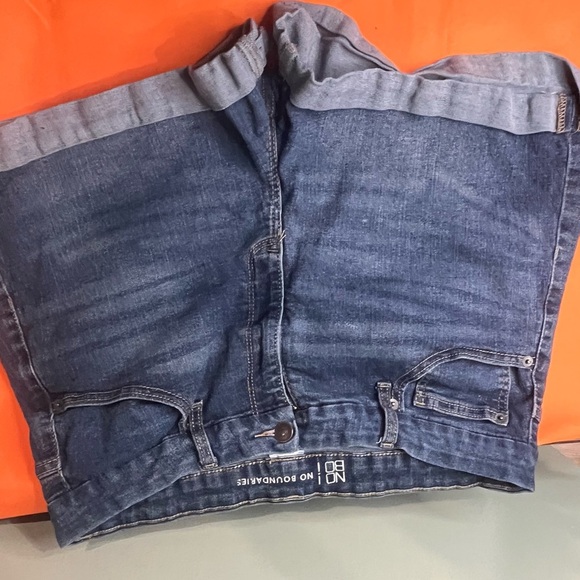 ⚡️⚡️⚡️No Boundaries Indigo Jean Shorts - Picture 3 of 4